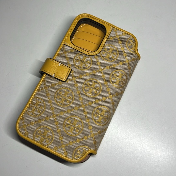Tory Burch T Monogram Jacquard Yellow Folio For IPhone 12 Para o Max - Picture 2 of 16